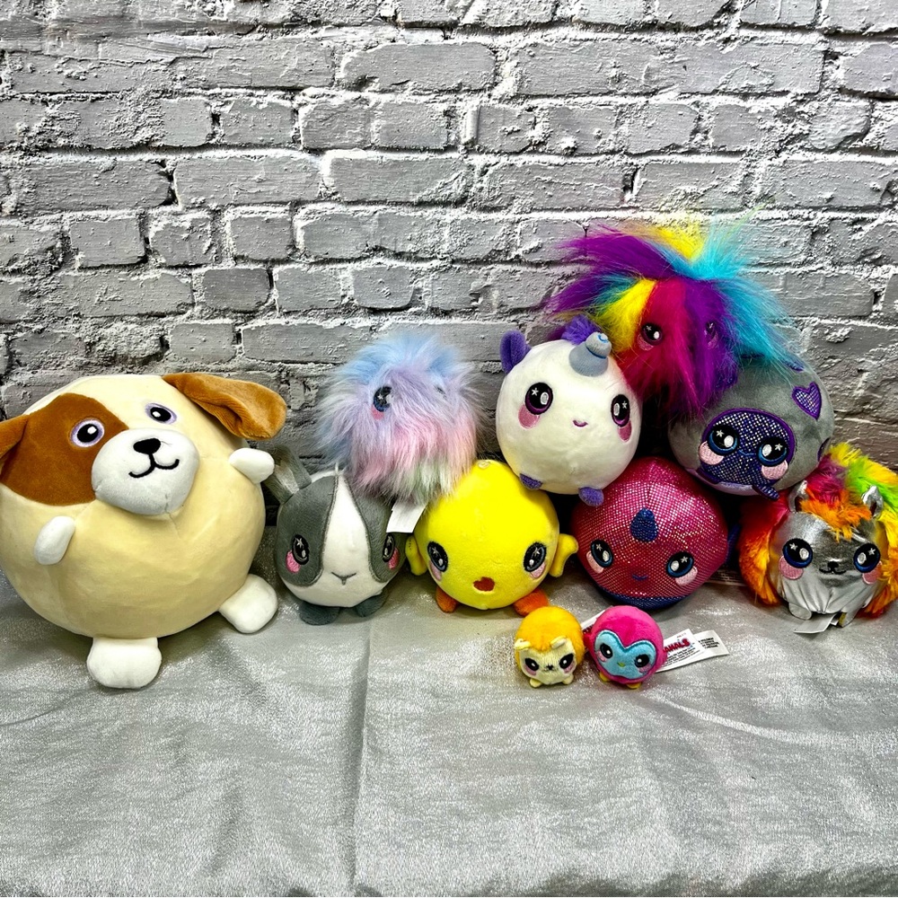 Squeezamals Round Squish Toys - 11 total Stuffed Animals